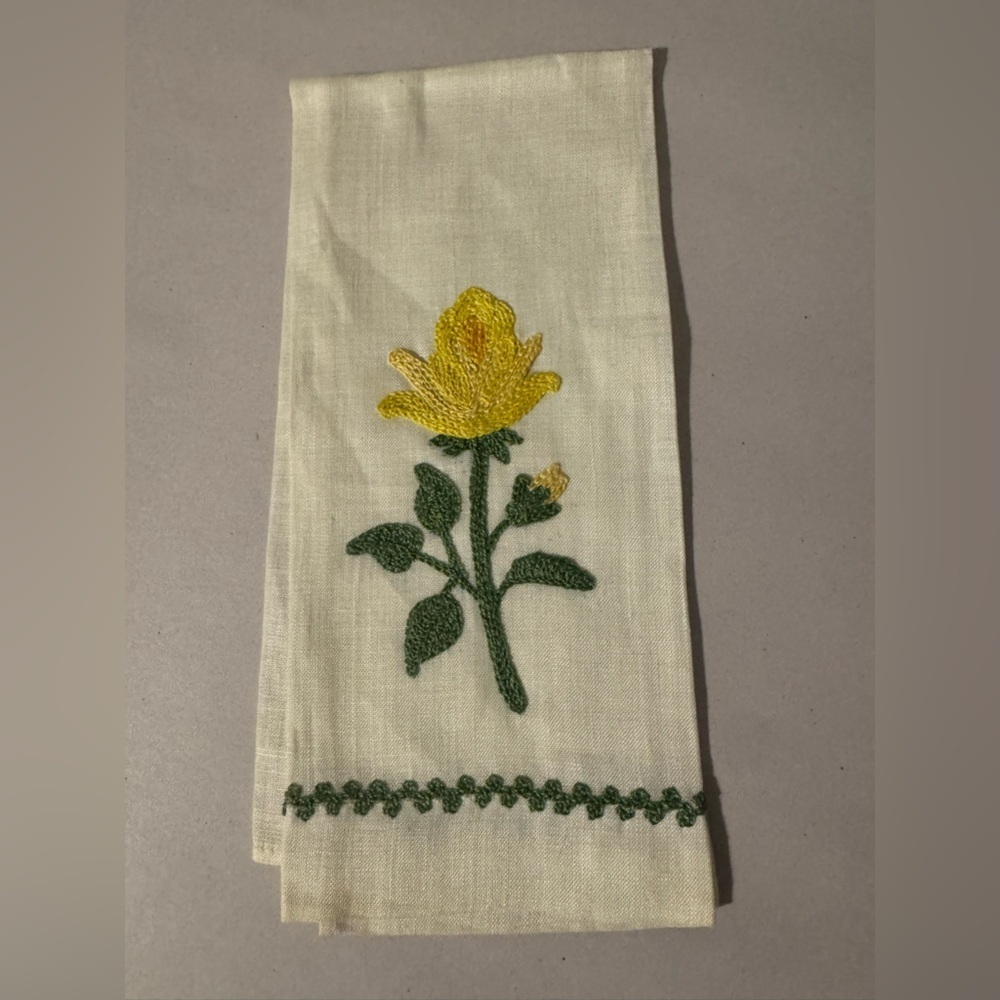 Embroidered Floral Napkin